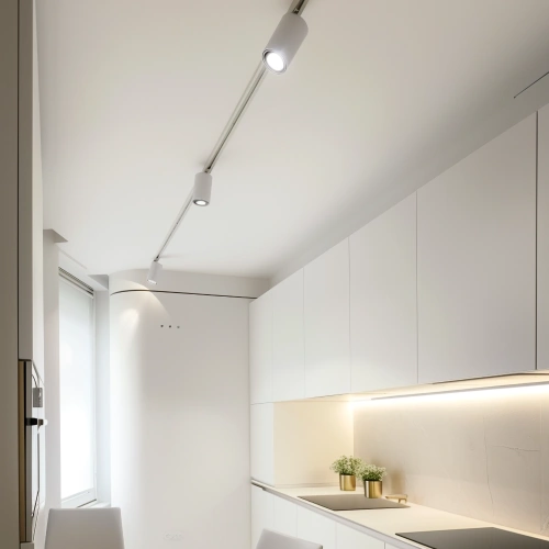 Белый погружной трековый шинопровод